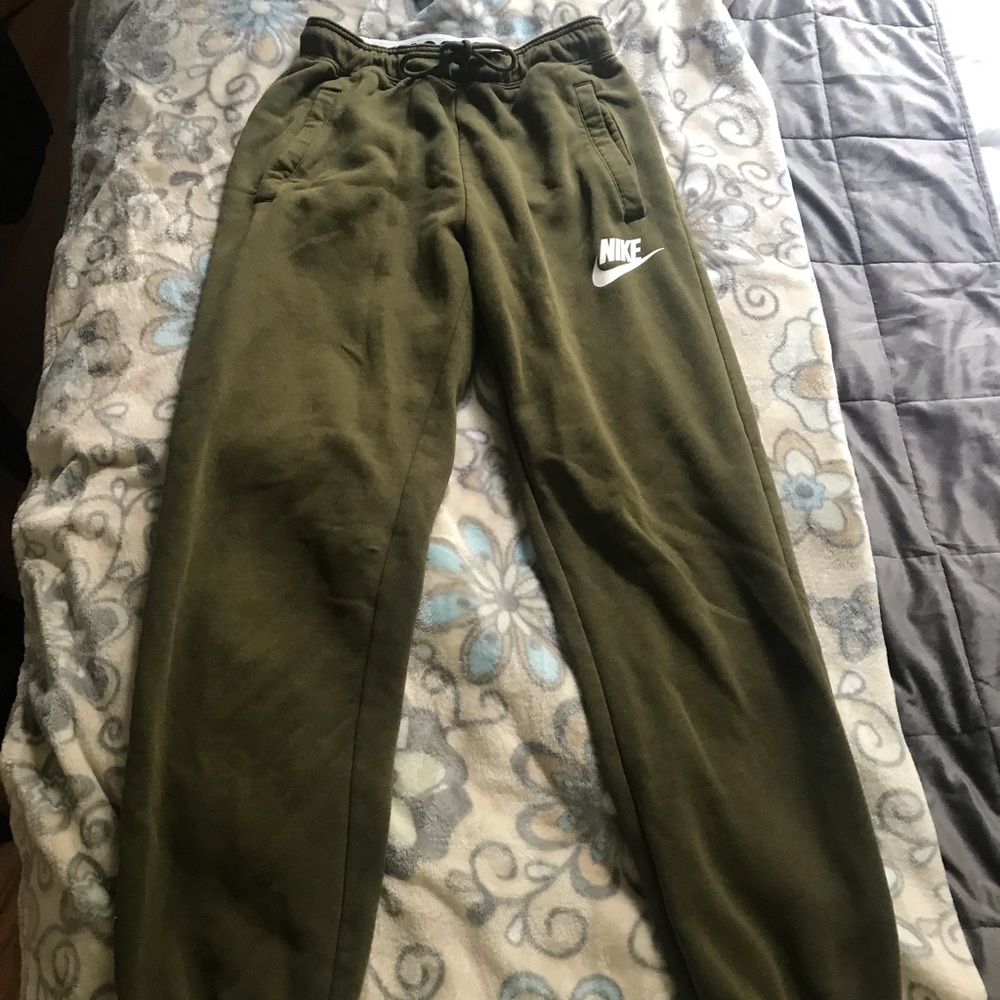 Nike army green joggers